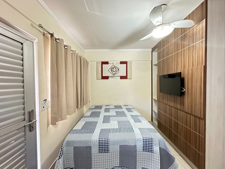Lacqua diRoma I Flat 168