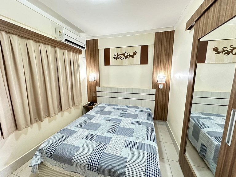 Lacqua diRoma III Flat 02