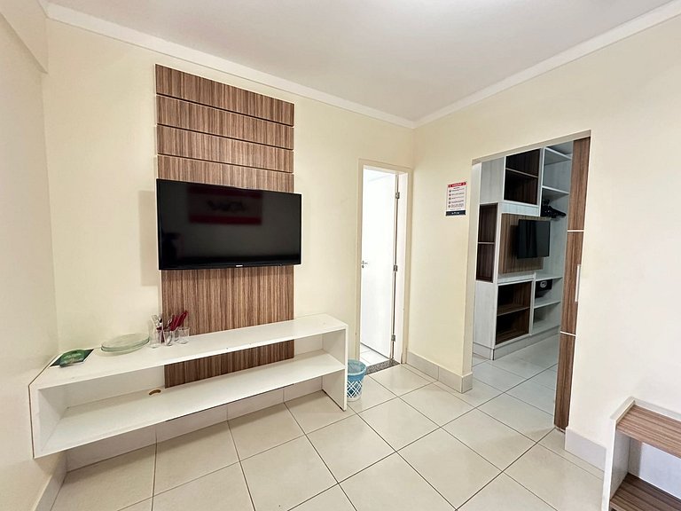 Lacqua diRoma III Flat 02