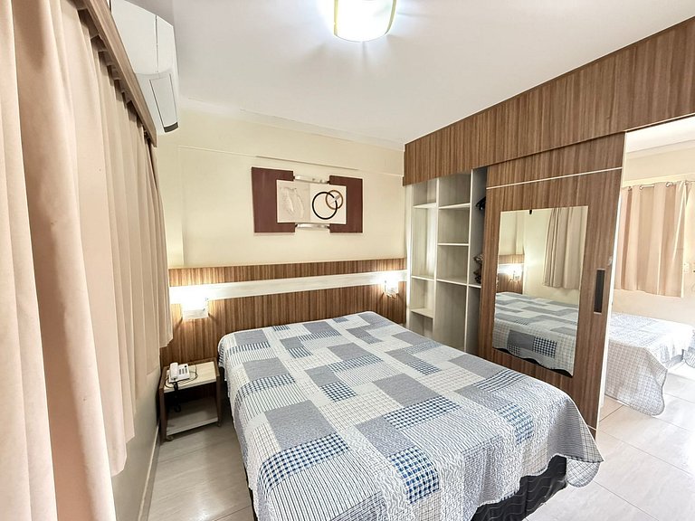 Lacqua diRoma II Flat 04