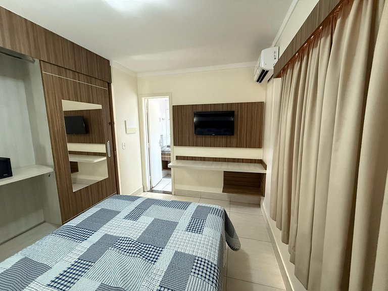 Lacqua diRoma IV Flat 154