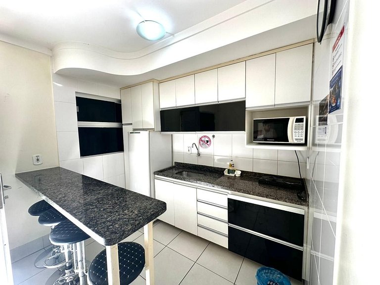 Lacqua diRoma III Flat 193/195